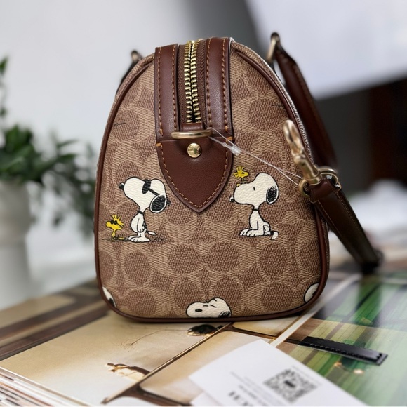 SOLDCoach X Peanuts Rowan Satchel Bag In Signature Canvas With Snoopy Print - Picture 6 of 15